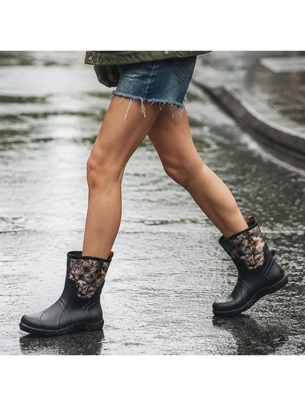 Women's Black Waterproof Breathable Mid Calf Design Garden Work Mud Rain Boots